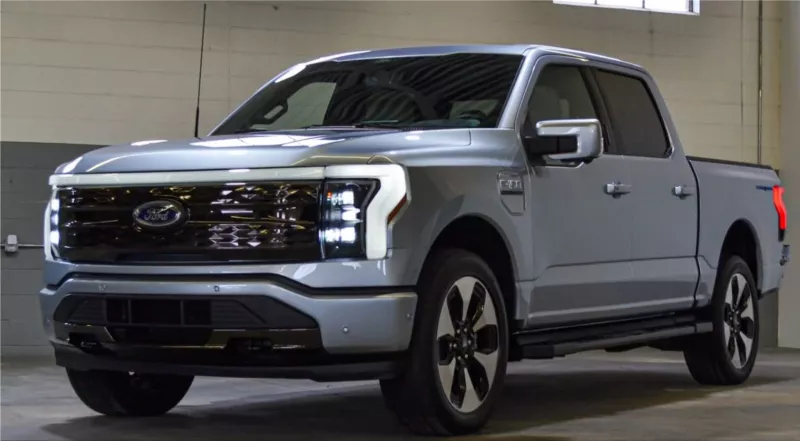 2022 Ford F-150 Lightning electric pickup truck
