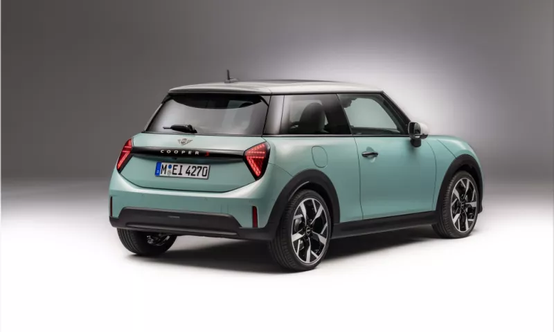 The New MINI Cooper and Cooper S: Gasoline Engines with a Twist