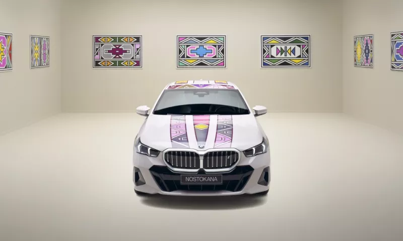 BMW i5 Flow NOSTOKANA: A Color-Changing Art Car Inspired by Esther Mahlangu